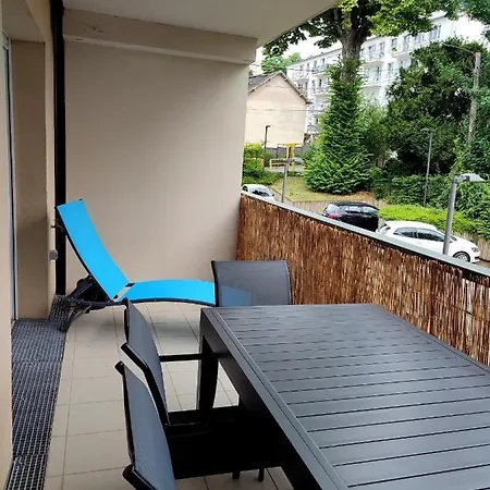 Apartment T2 En Centre Avec Place De Parking Privative *
