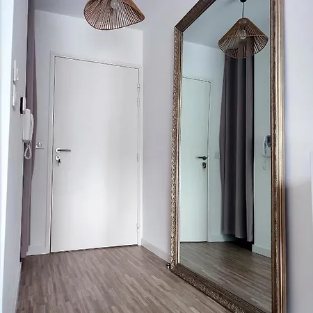 T2 En Centre Avec Place De Parking Privative Le Mans