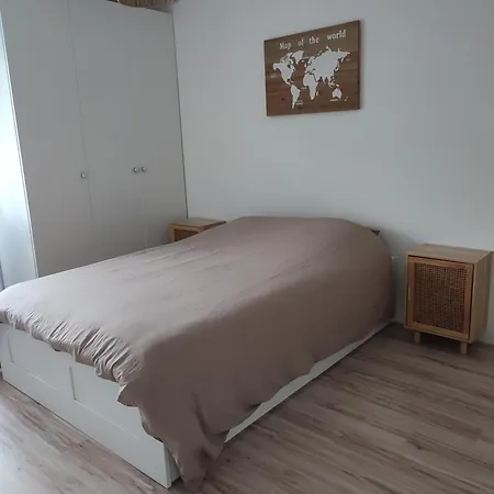 Appartamento T2 En Centre Avec Place De Parking Privative *
